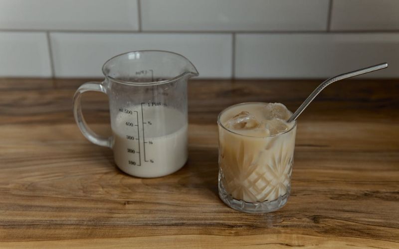 How Many Oz Are in a Gallon? - There are 128 ounces in a gallon (Image by Unsplash)