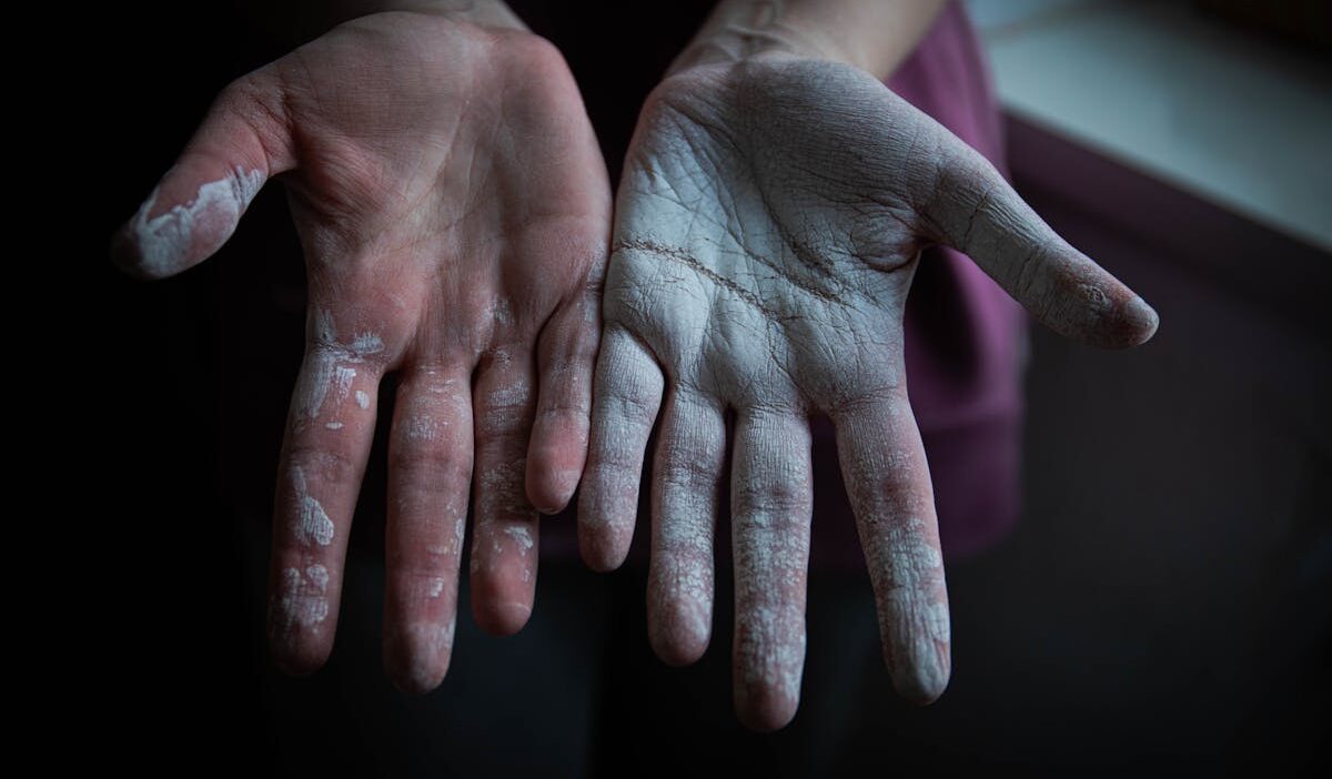 How to Get Food Coloring Off Skin