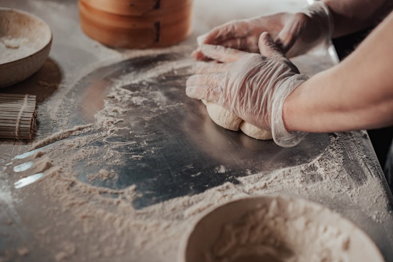 Tips to Prevent Food Coloring From Staining Skin