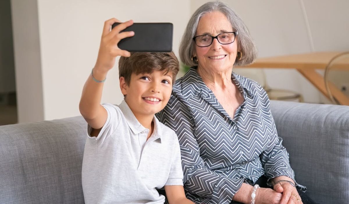 Bark Phone: 9 Things Parents Must Know Before Buying