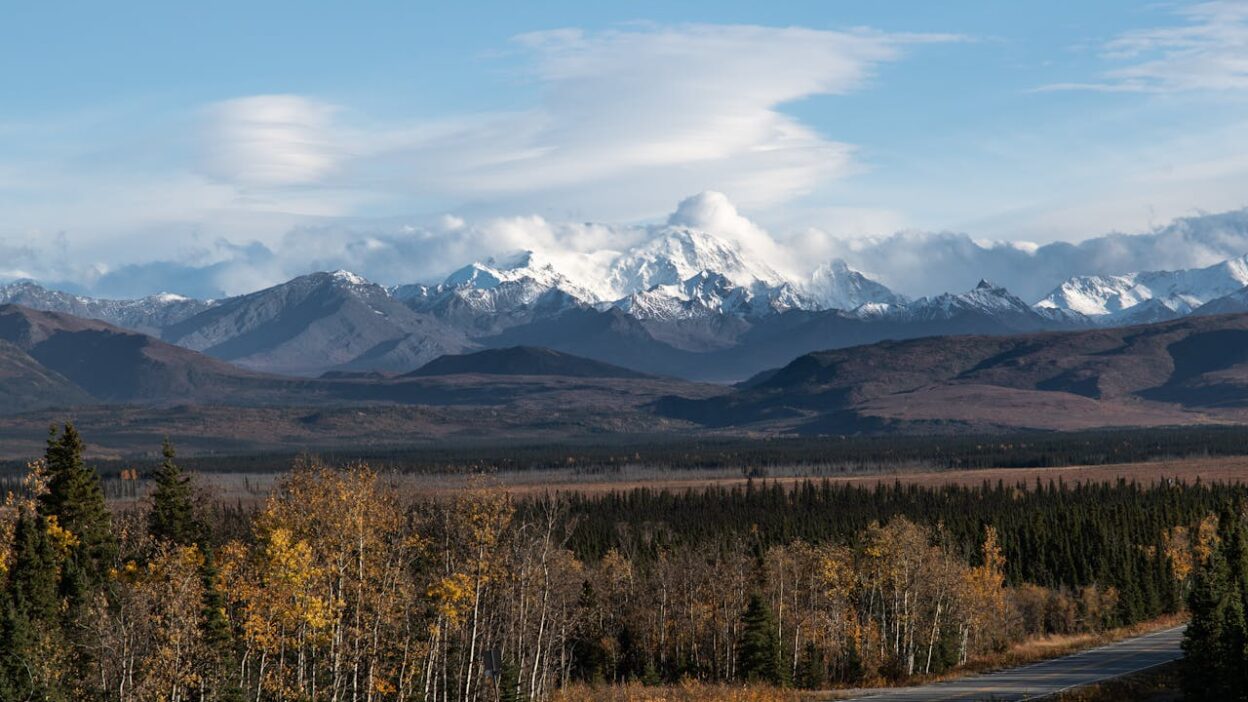 which state has the most lakes