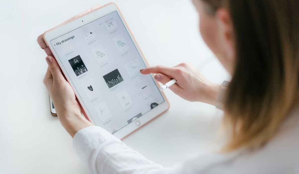 Free iPad: Secret Ways to Get One Fast & Easily in 2026