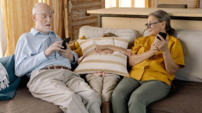 free iphone for seniors