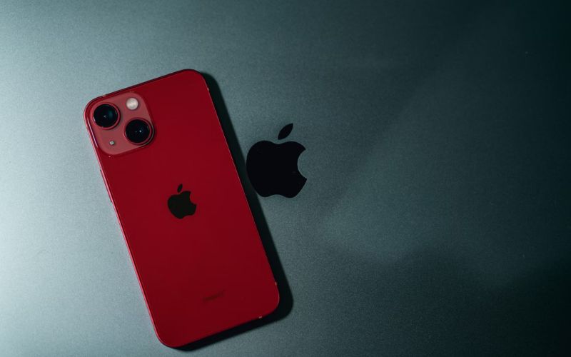 Lifeline program provides discounted or free government iPhone 13 (Image by Pexels)