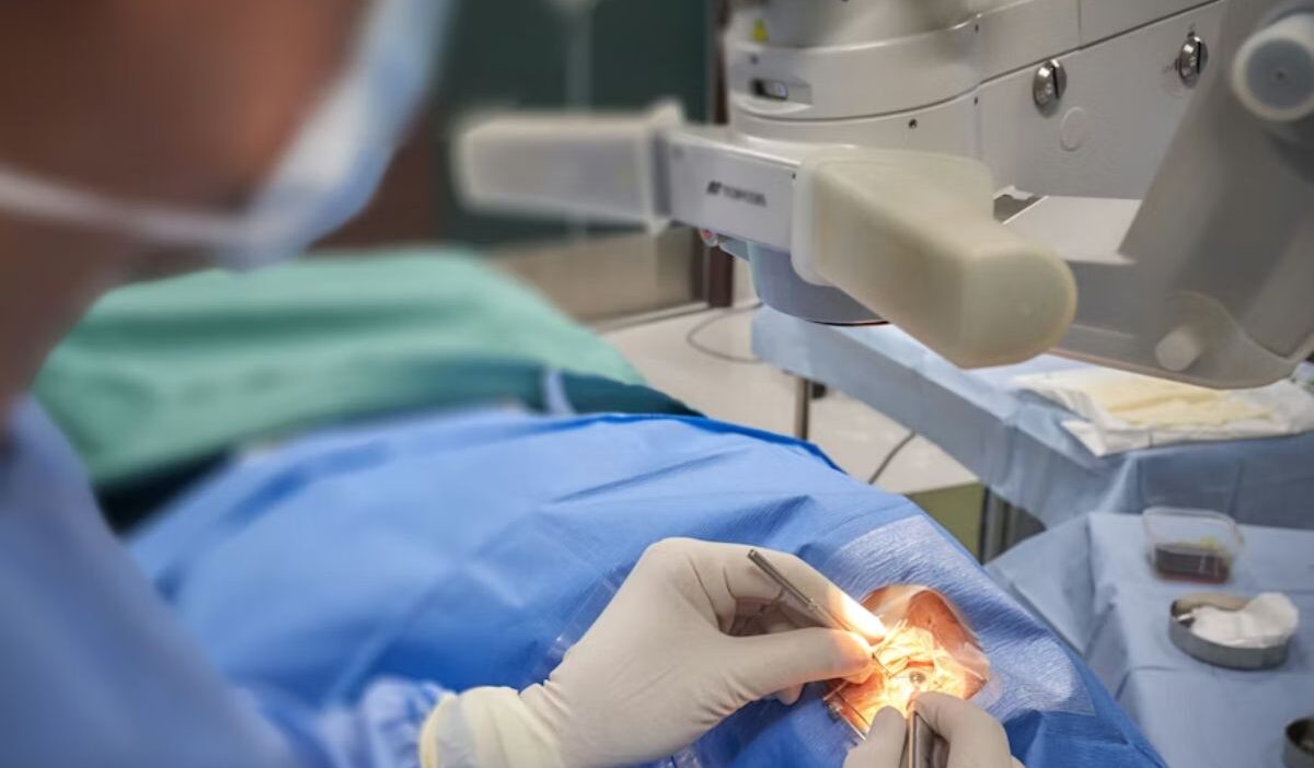 does medicaid cover cataract surgery