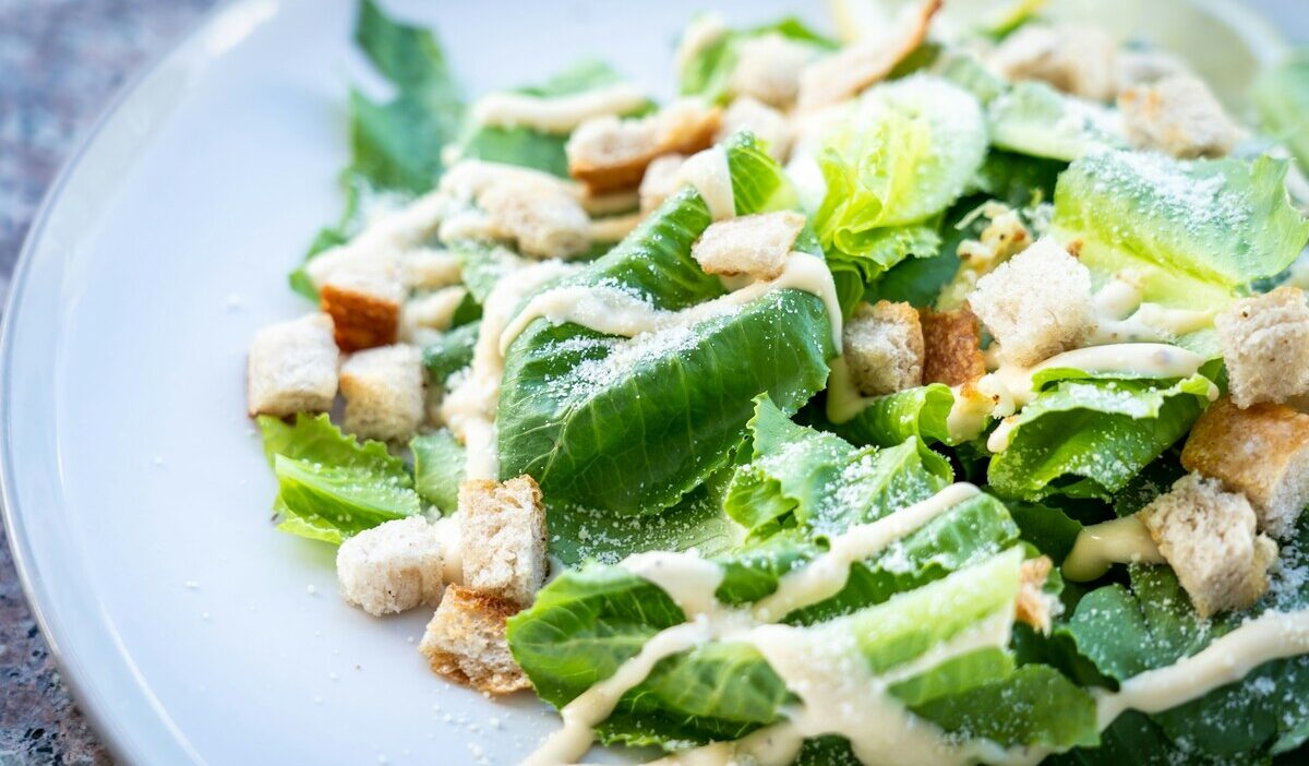 is caesar salad healthy