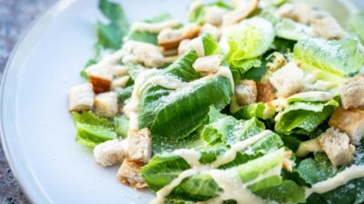 is caesar salad healthy