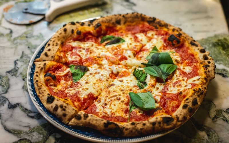 is margherita pizza healthy