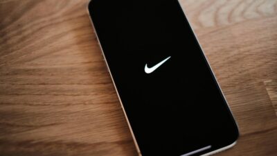 how to make your phone not turn off
