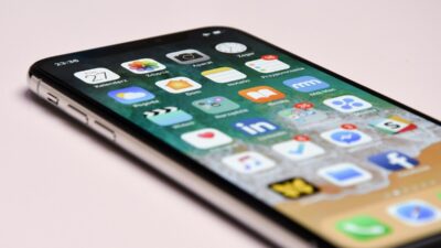 how does 5g home internet work