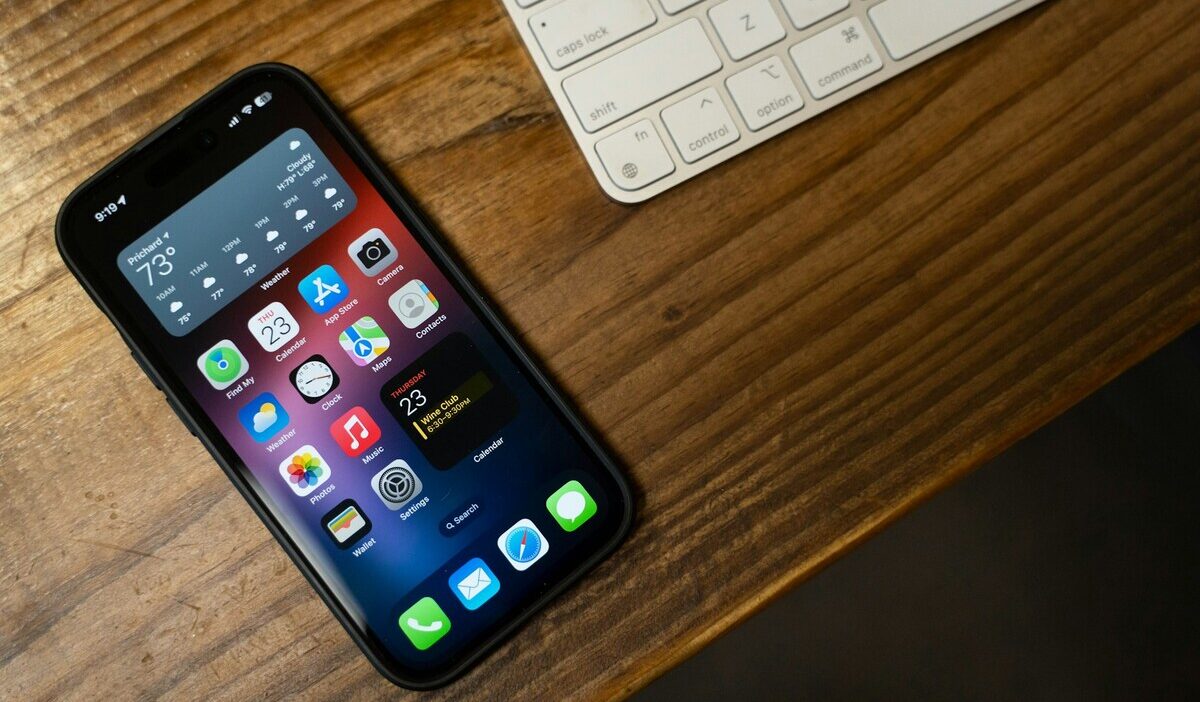 how to get 5g on iphone